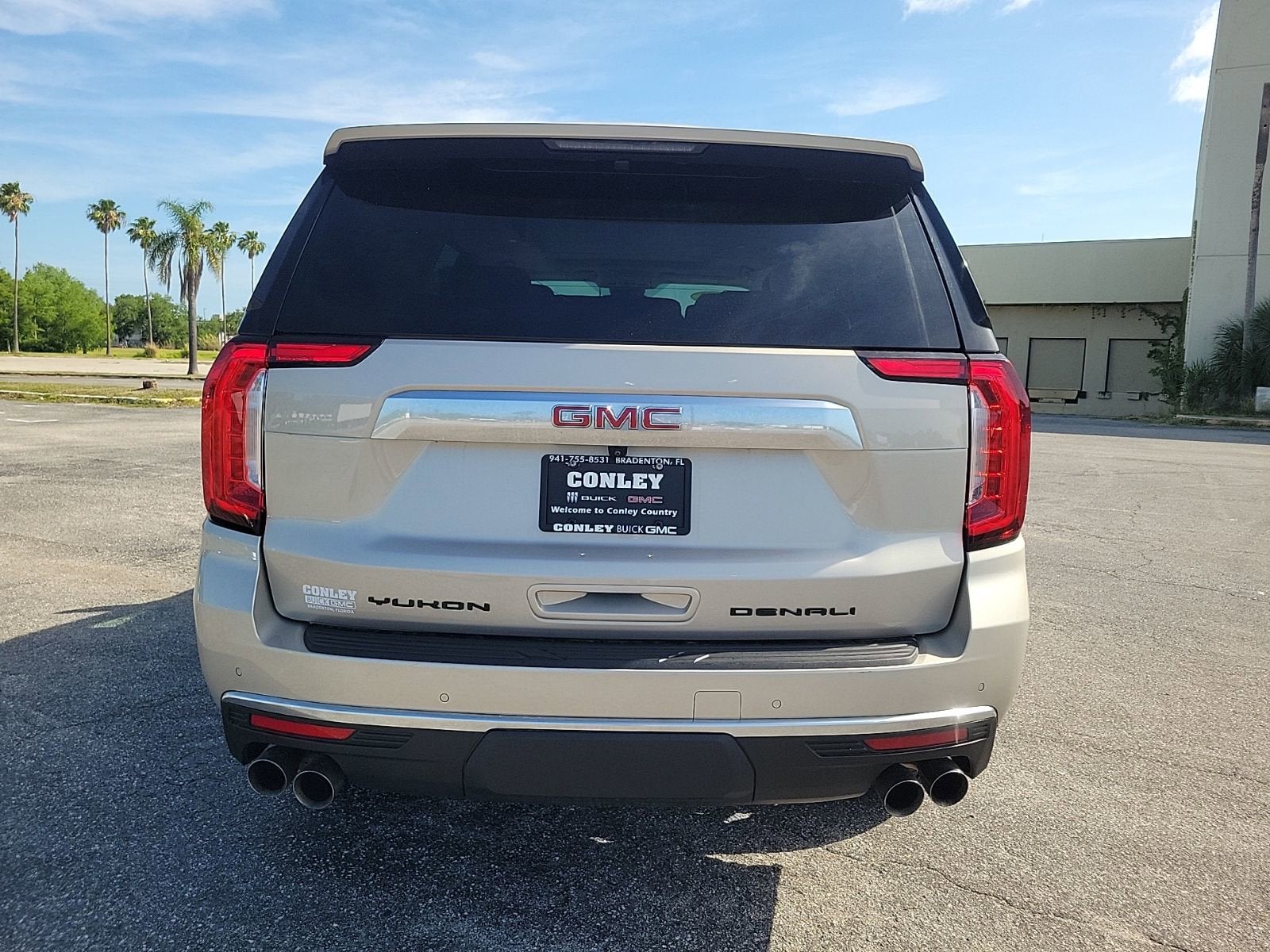 2023 GMC Yukon Denali