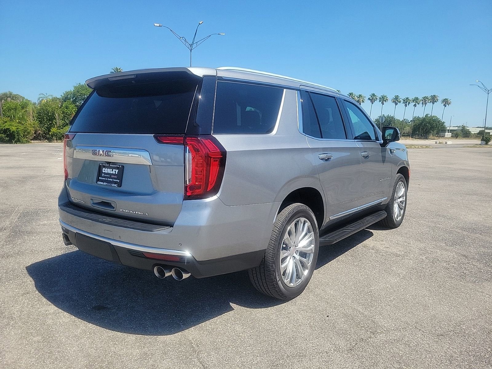 2023 GMC Yukon Denali