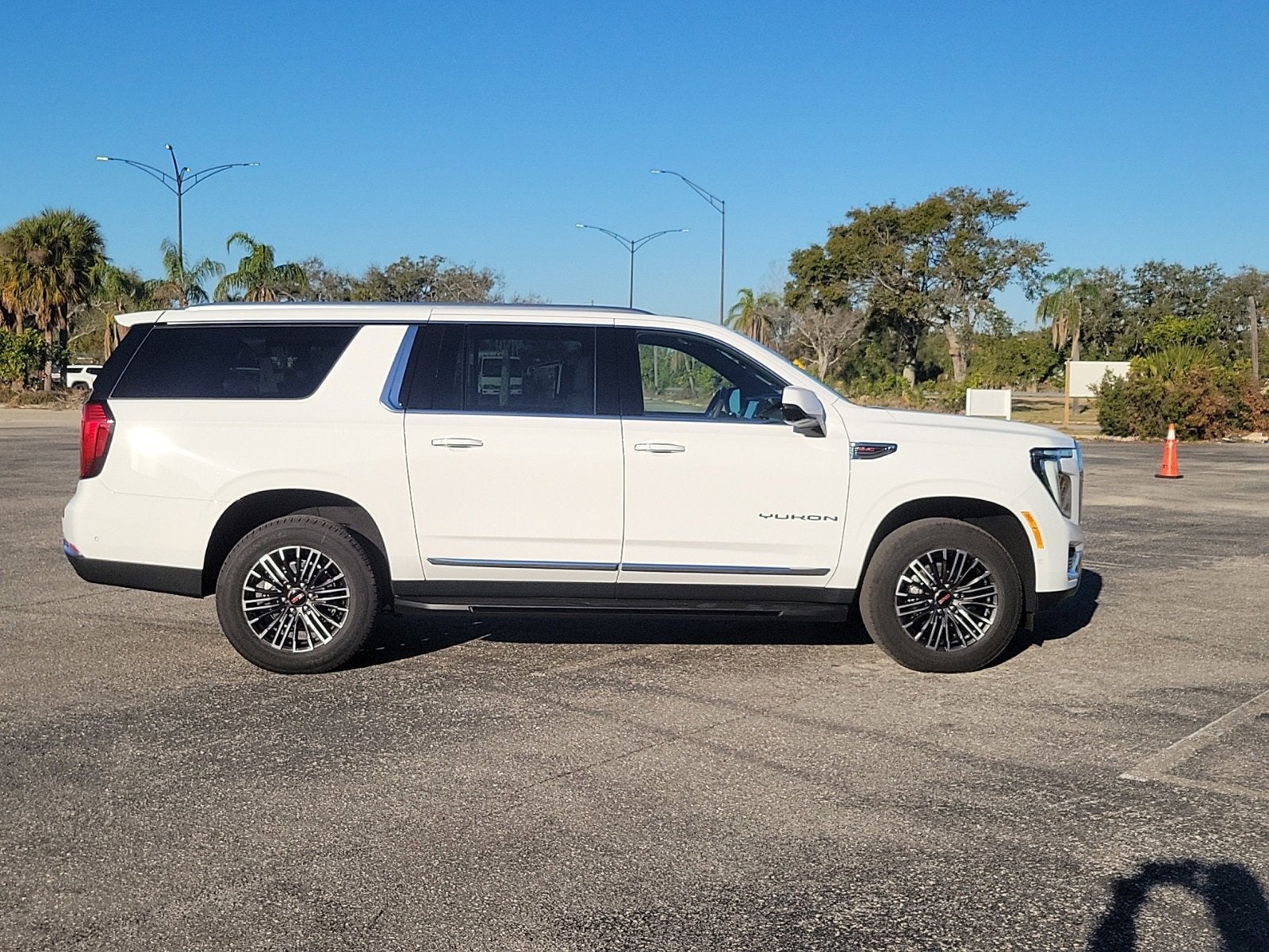2026 GMC Yukon XL Elevation