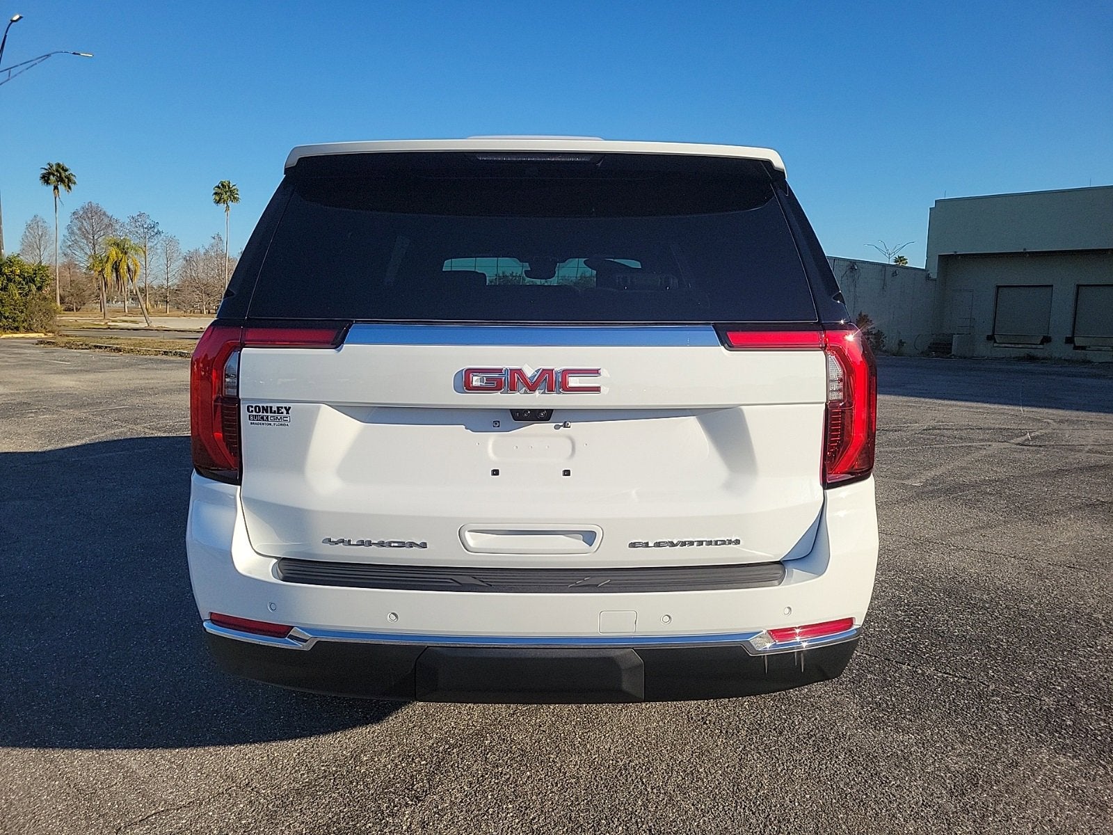 2026 GMC Yukon XL Elevation