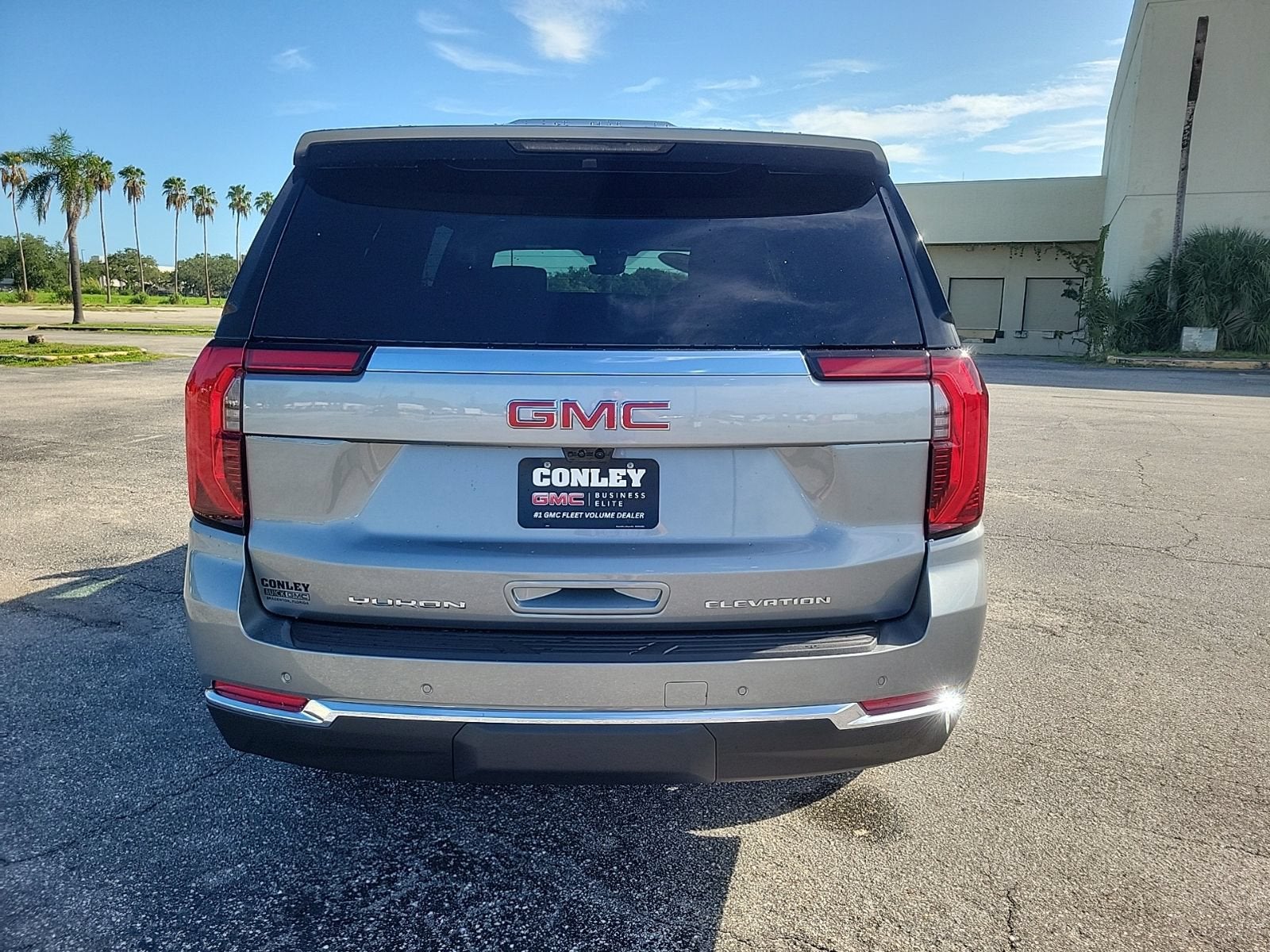 2026 GMC Yukon XL Elevation