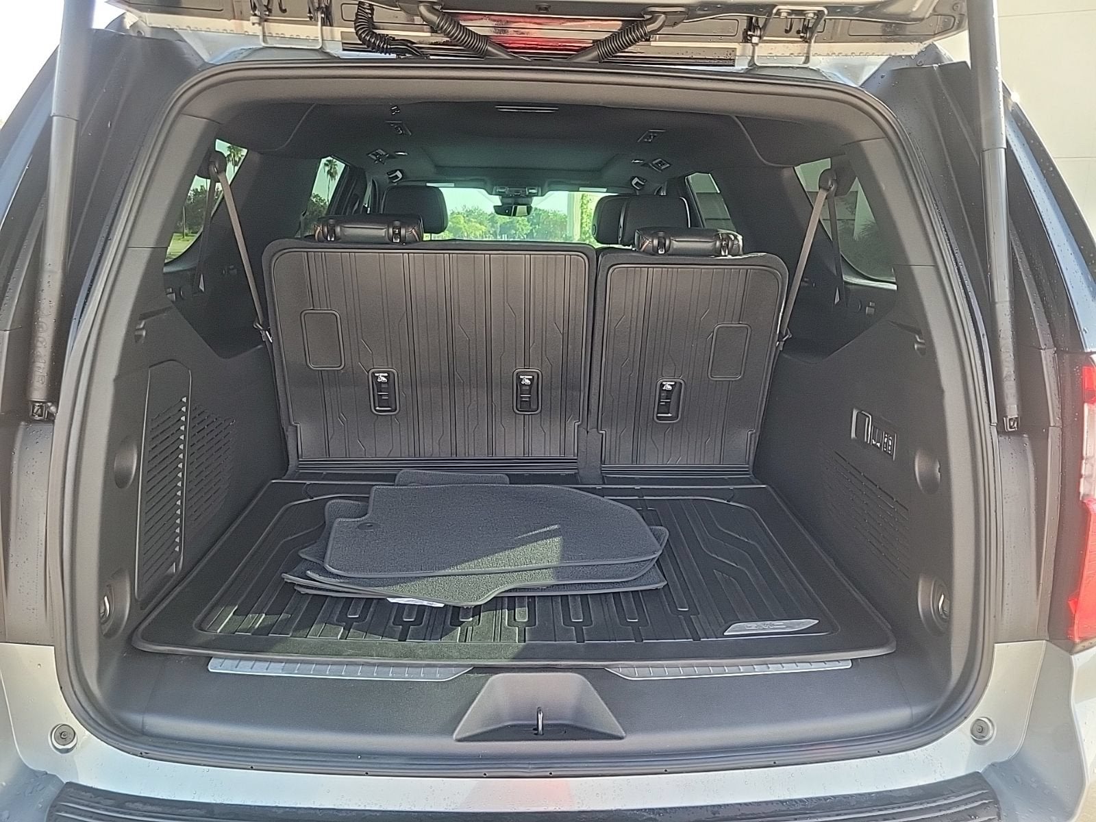 2025 GMC Yukon XL AT4