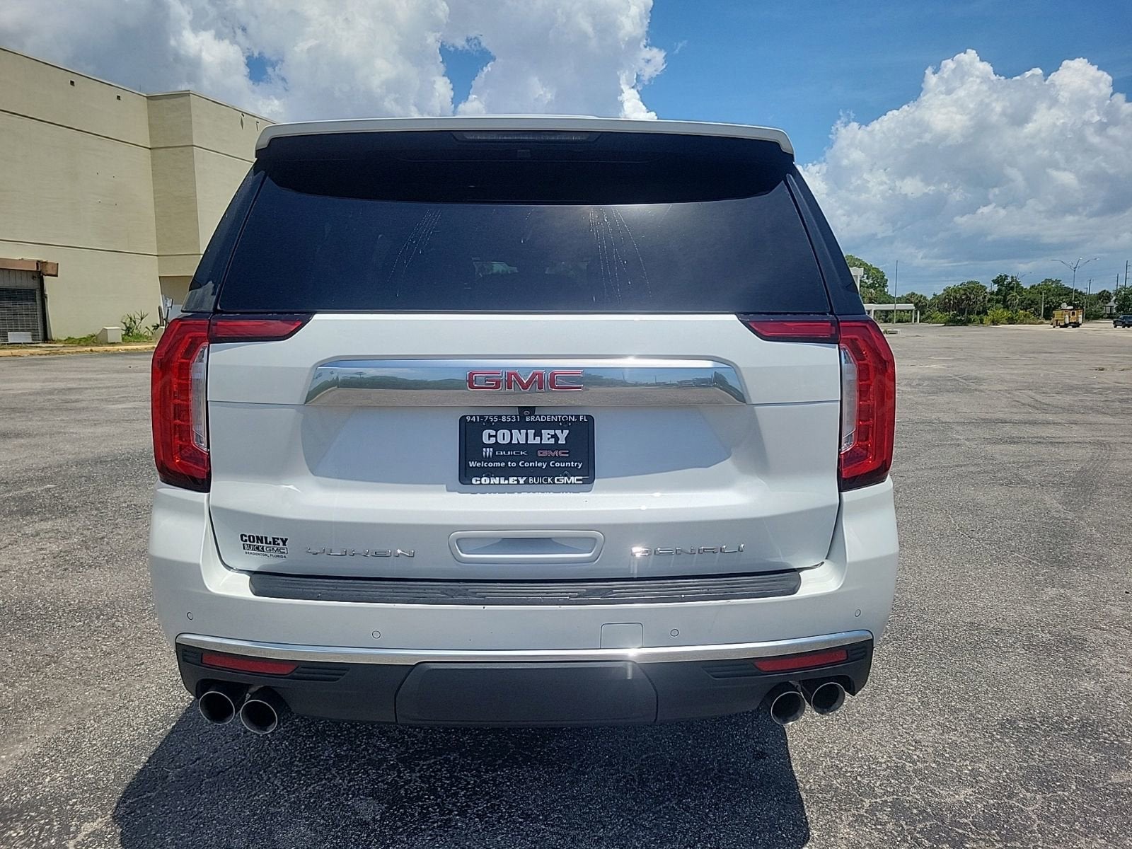 2023 GMC Yukon XL Denali