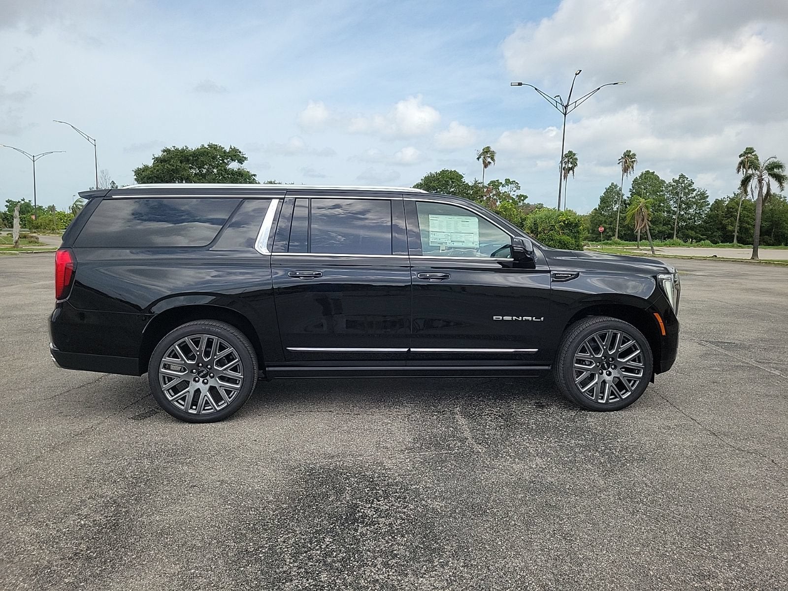 2026 GMC Yukon XL Denali Ultimate