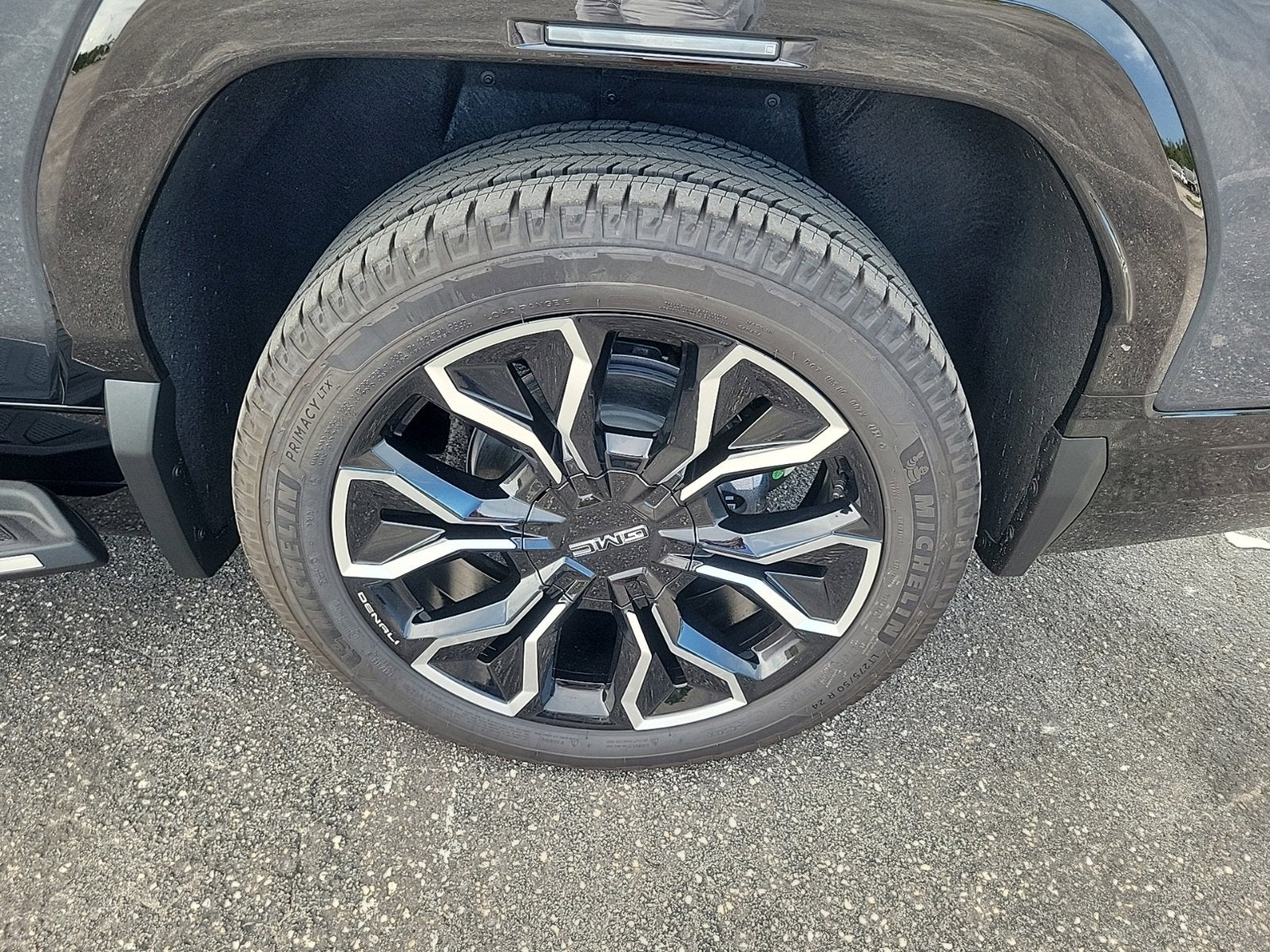 2025 GMC Sierra EV Max Range Denali