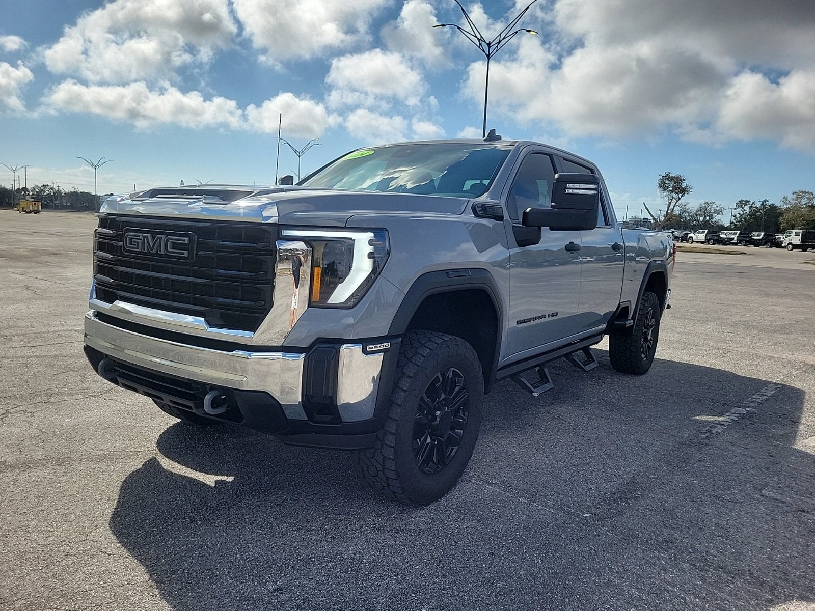 2024 GMC Sierra 2500 HD Pro