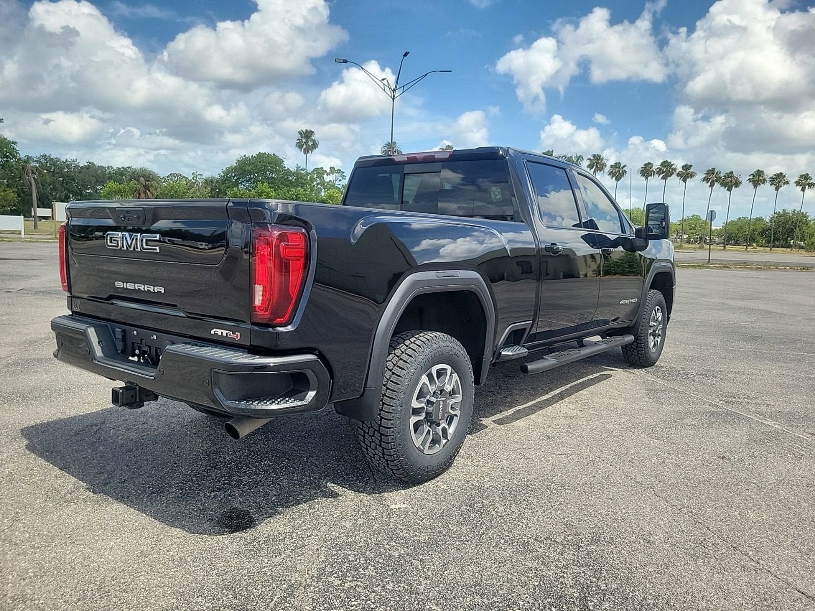 2022 GMC Sierra 2500 HD AT4