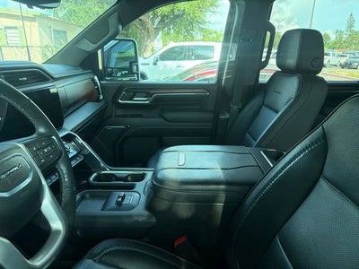2024 GMC Sierra 2500 HD Denali