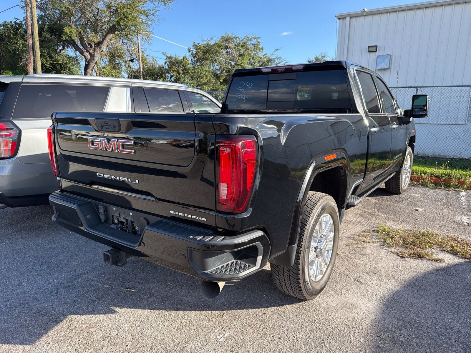 2023 GMC Sierra 3500 HD Denali