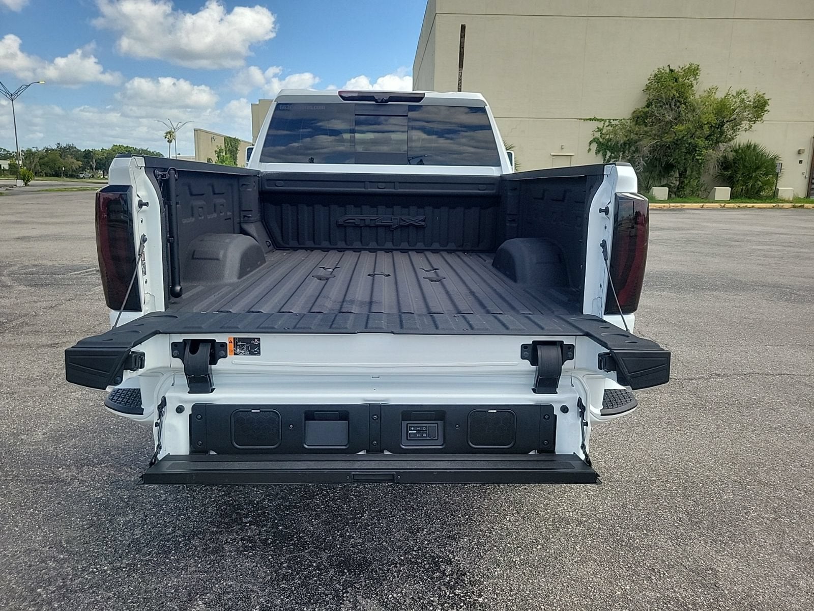 2024 GMC Sierra 2500 HD AT4X