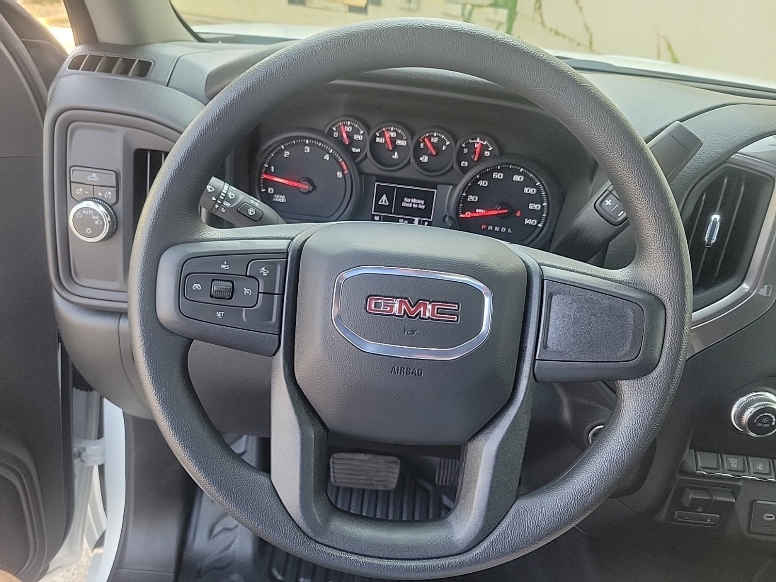 2025 GMC Sierra 2500 HD Pro