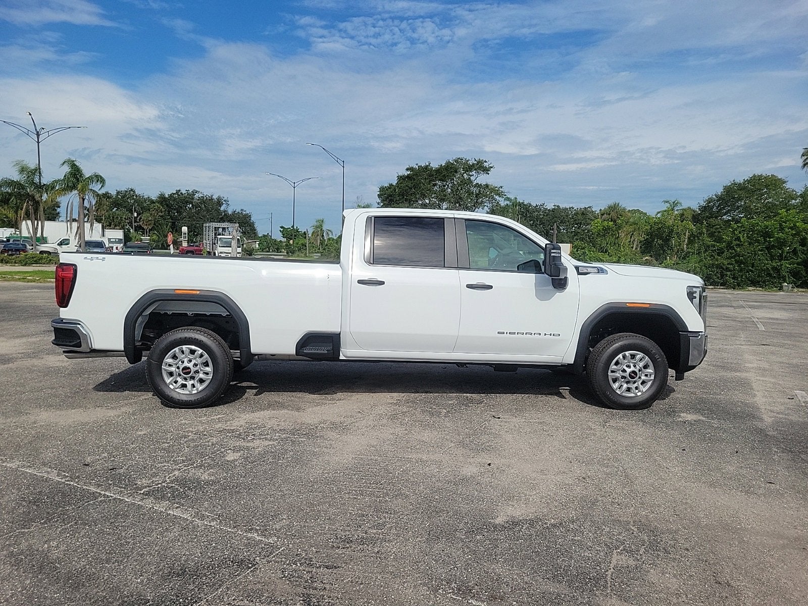 2025 GMC Sierra 2500 HD Pro
