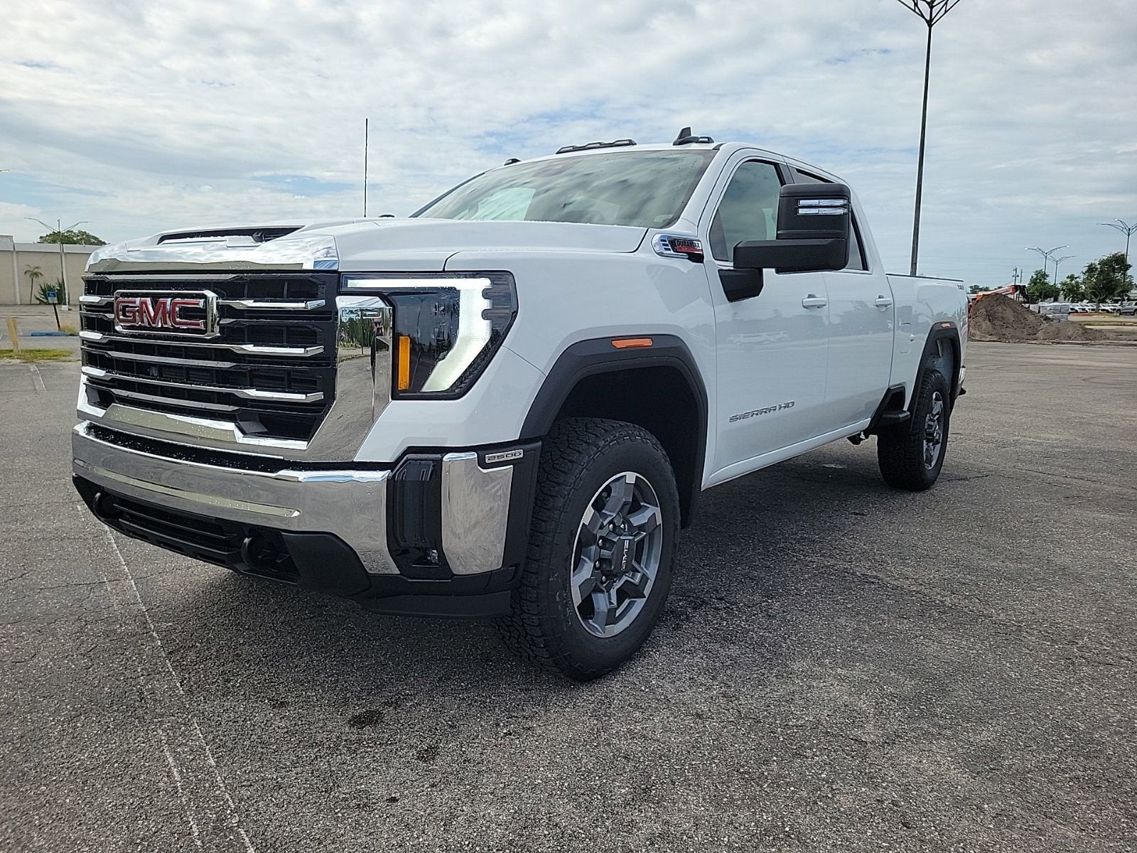 2026 GMC Sierra 2500 HD SLE