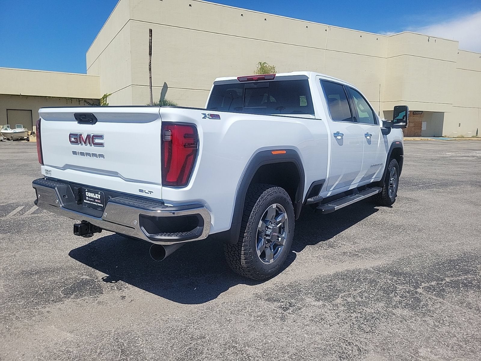 2026 GMC Sierra 2500 HD SLT
