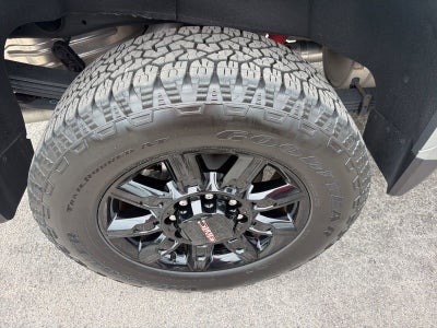 2025 GMC Sierra 2500 HD AT4