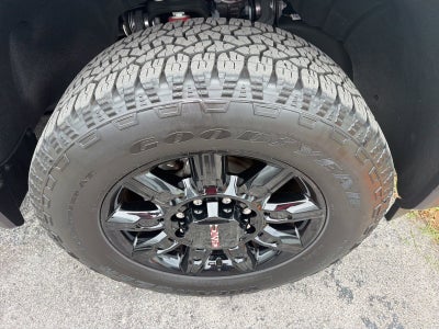 2025 GMC Sierra 2500 HD AT4