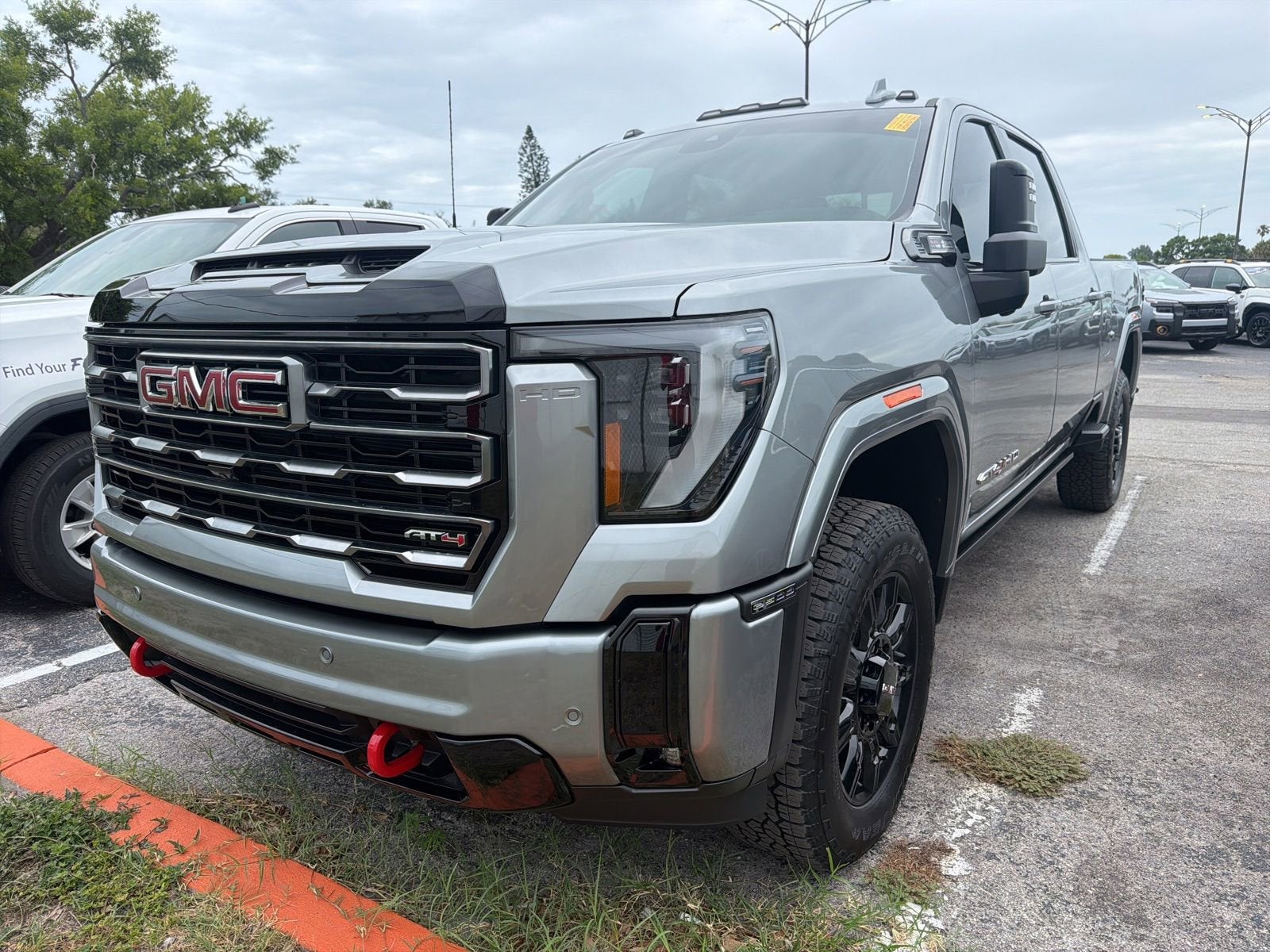 2025 GMC Sierra 2500 HD AT4