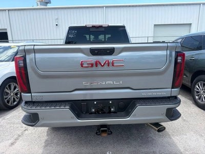 2025 GMC Sierra 2500 HD Denali