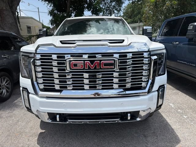 2025 GMC Sierra 2500 HD Denali