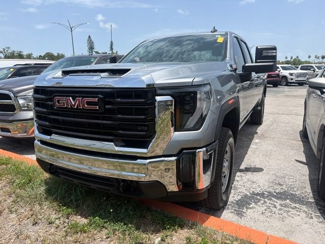 2025 GMC Sierra 3500 HD Pro