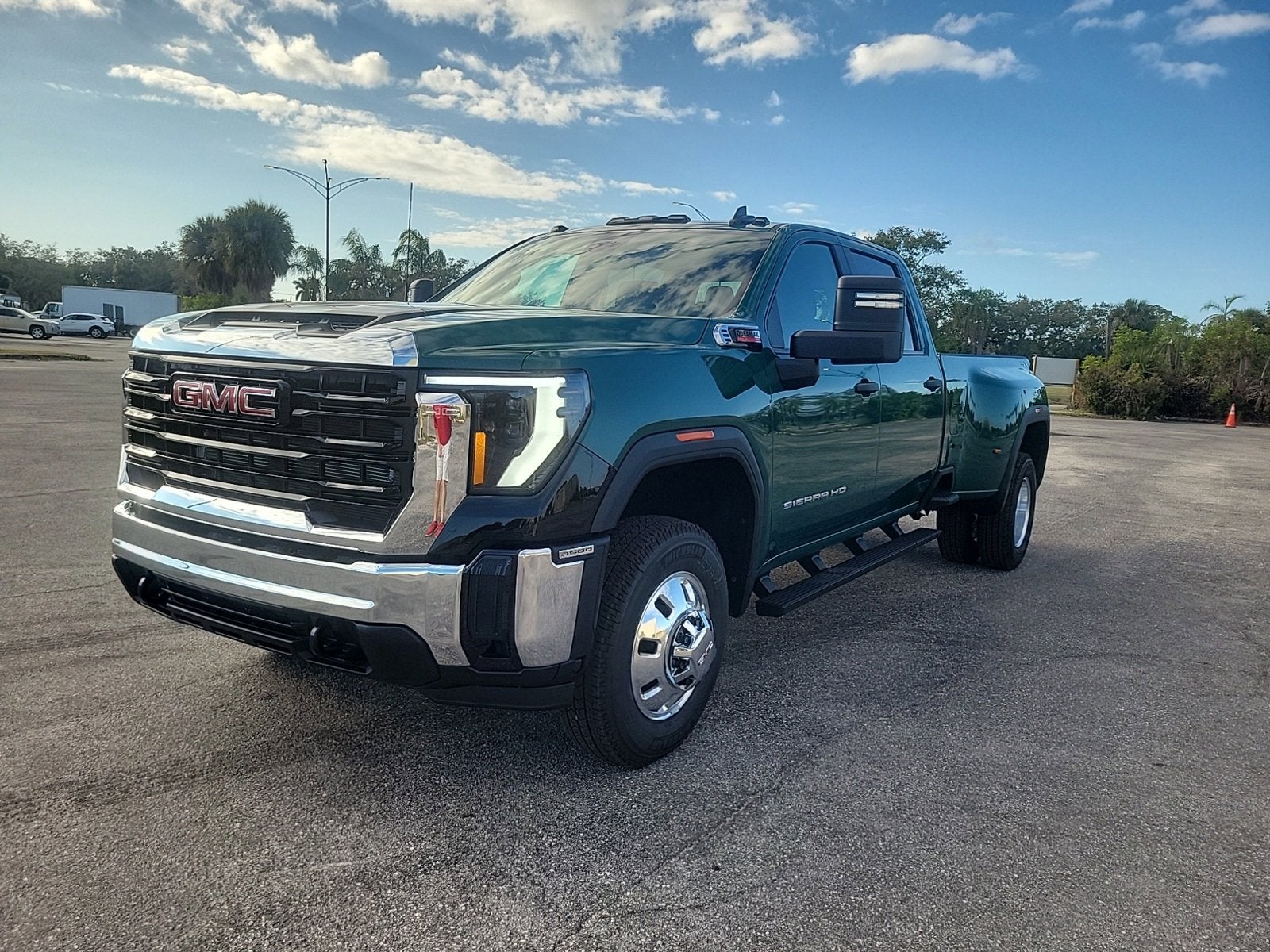 2026 GMC Sierra 3500 HD Pro DRW