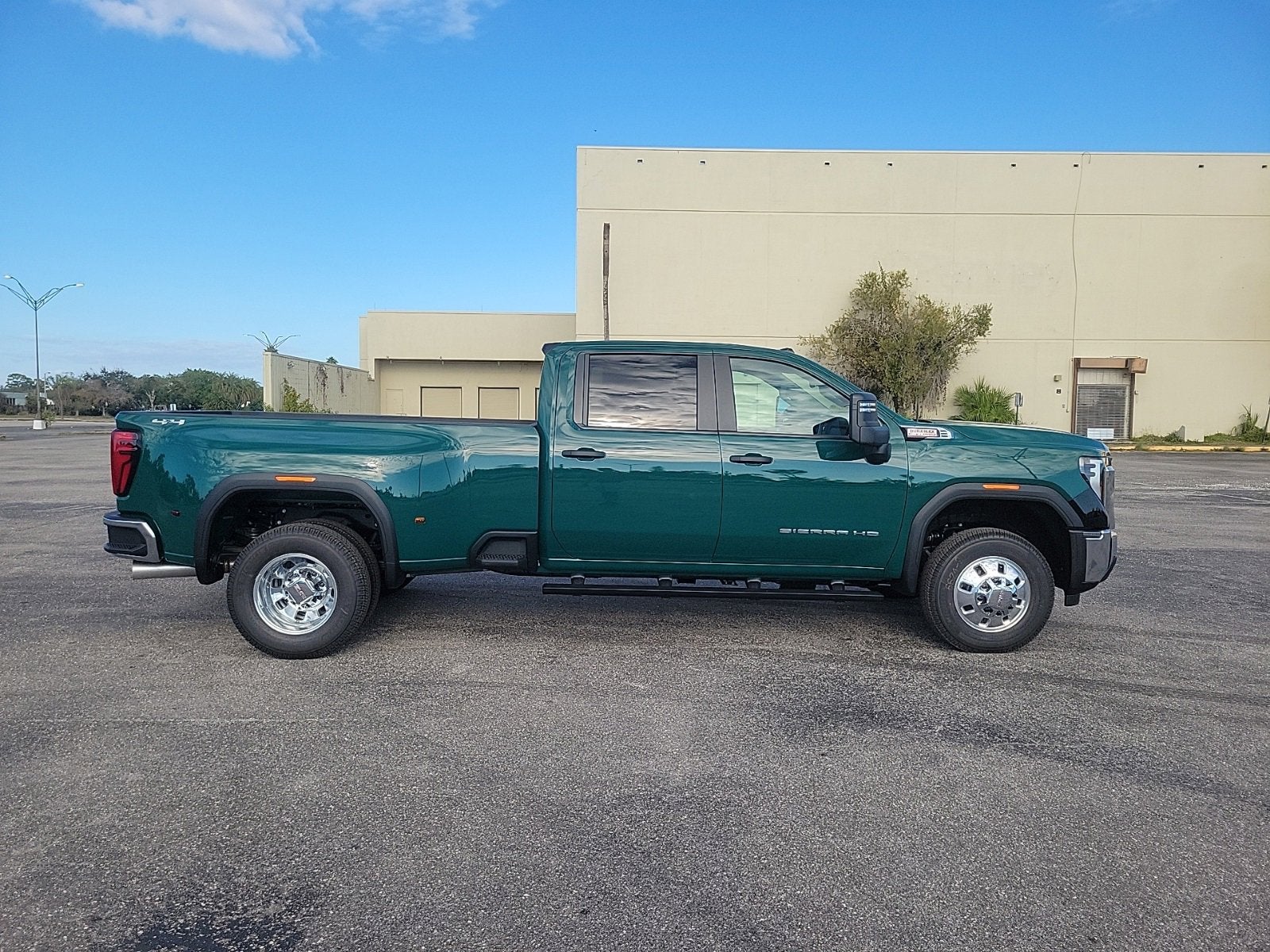 2026 GMC Sierra 3500 HD Pro DRW