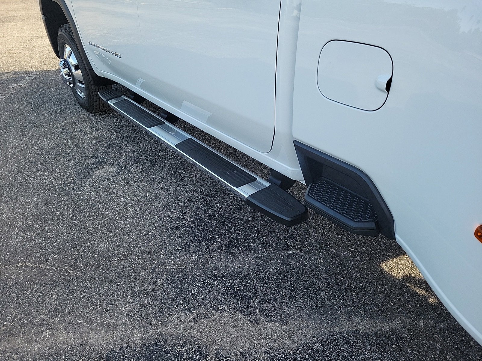 2026 GMC Sierra 3500 HD SLE DRW