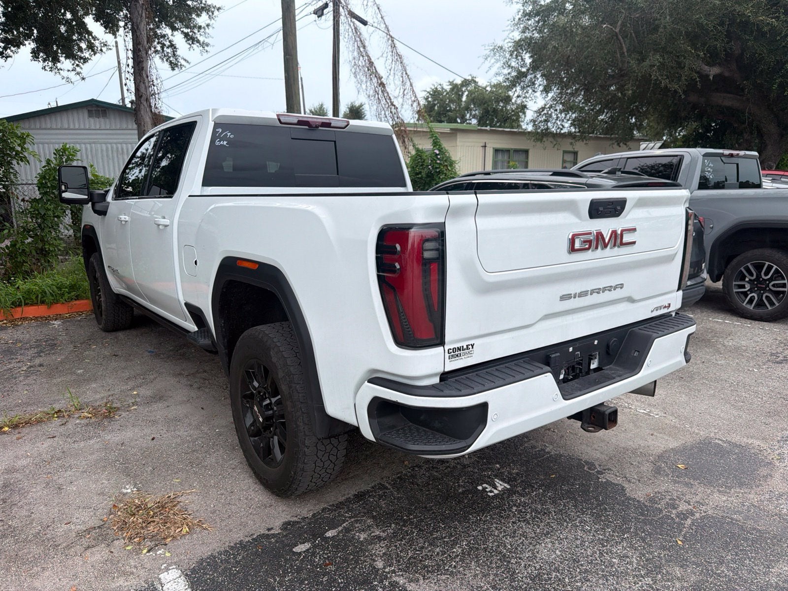 2025 GMC Sierra 3500 HD AT4