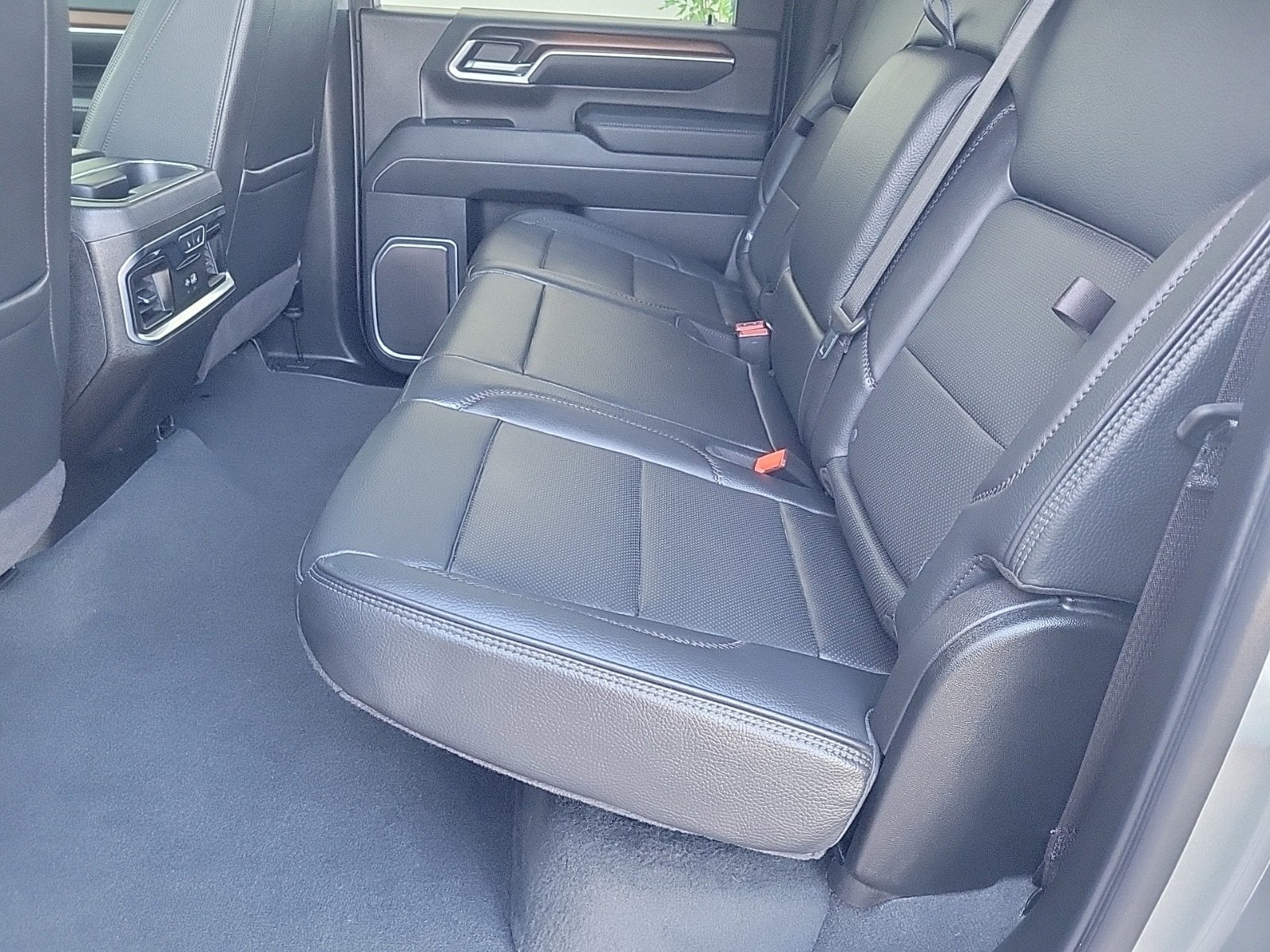 2025 GMC Sierra 3500 HD Denali DRW