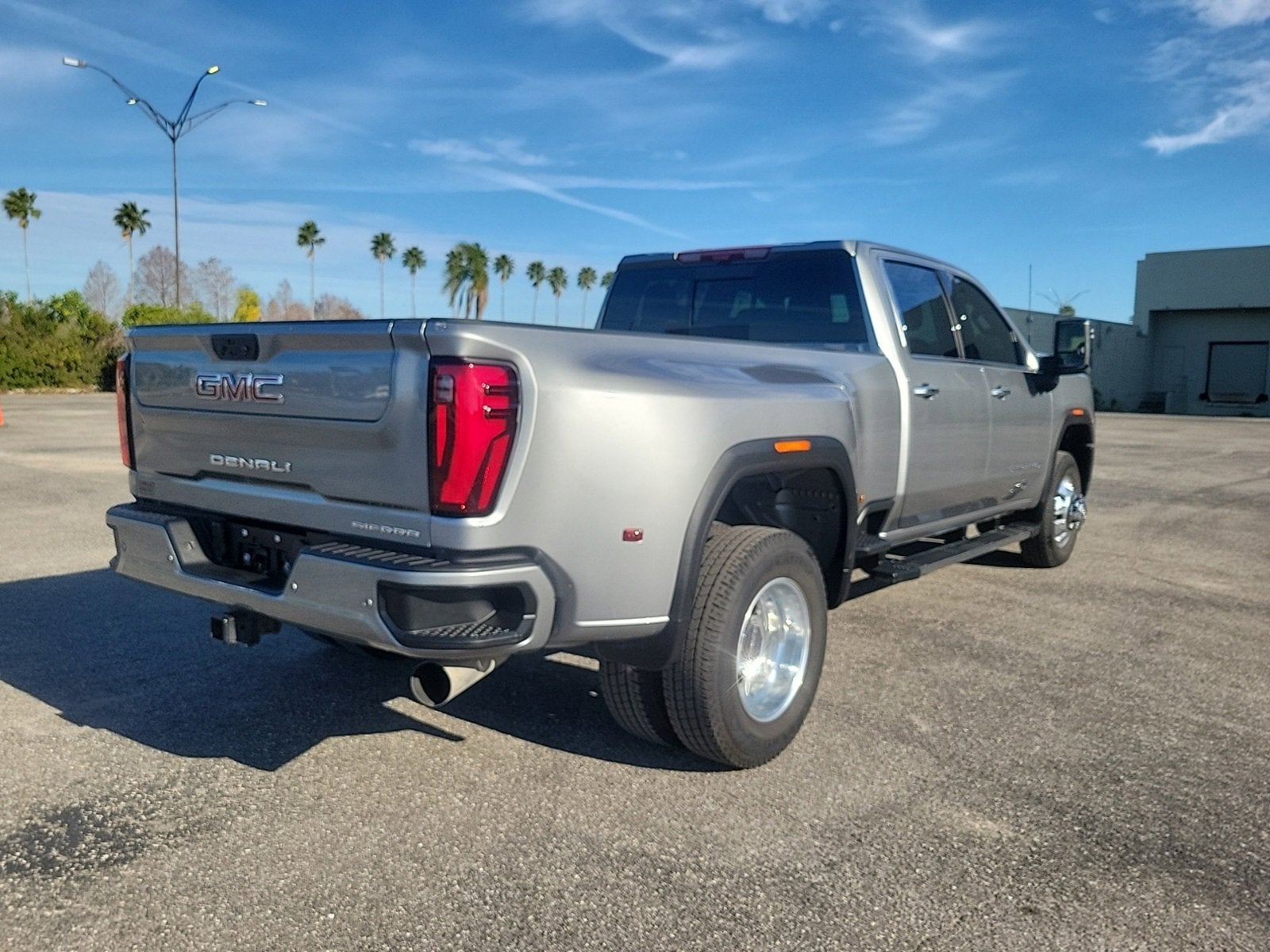2025 GMC Sierra 3500 HD Denali DRW