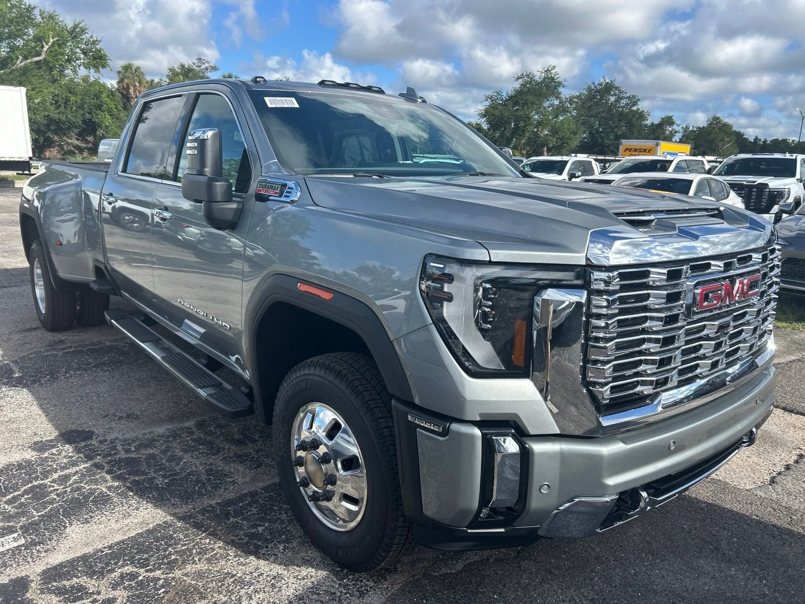 2026 GMC Sierra 3500 HD Denali DRW