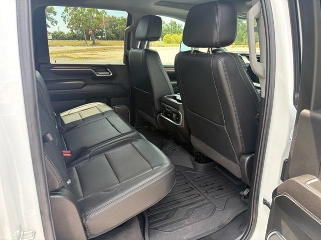 2025 GMC Sierra 3500 HD Denali