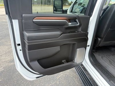 2025 GMC Sierra 3500 HD Denali
