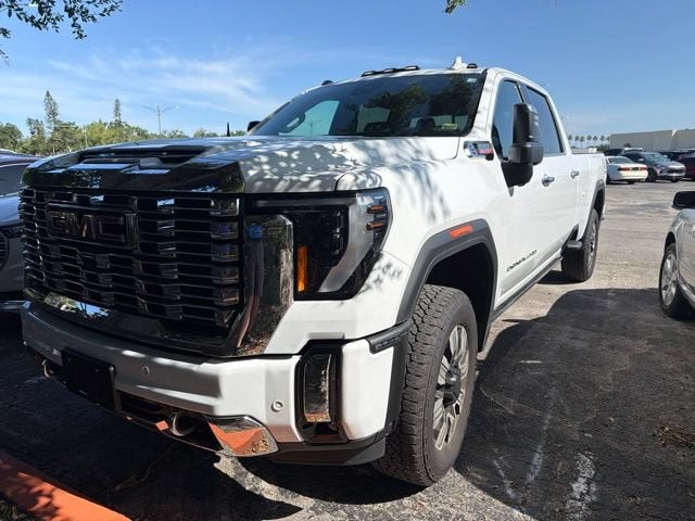 2025 GMC Sierra 3500 HD Denali