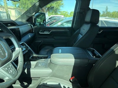 2025 GMC Sierra 3500 HD Denali