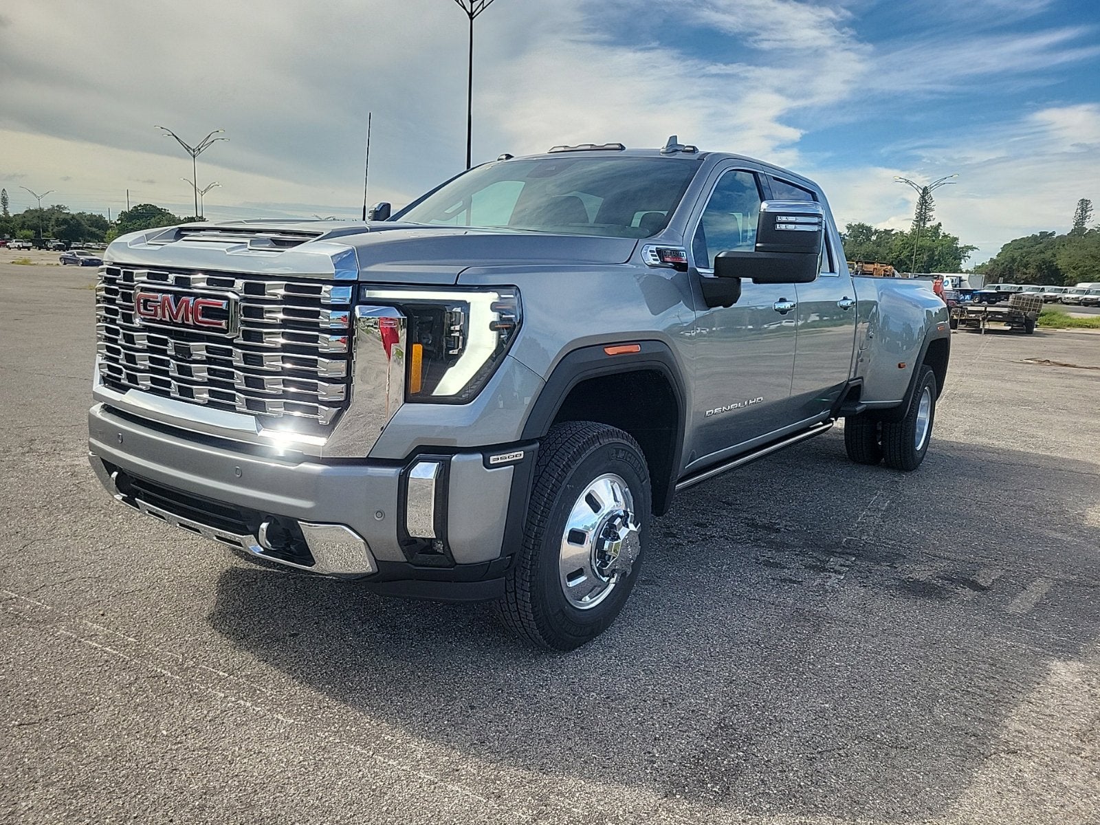 2026 GMC Sierra 3500 HD Denali DRW