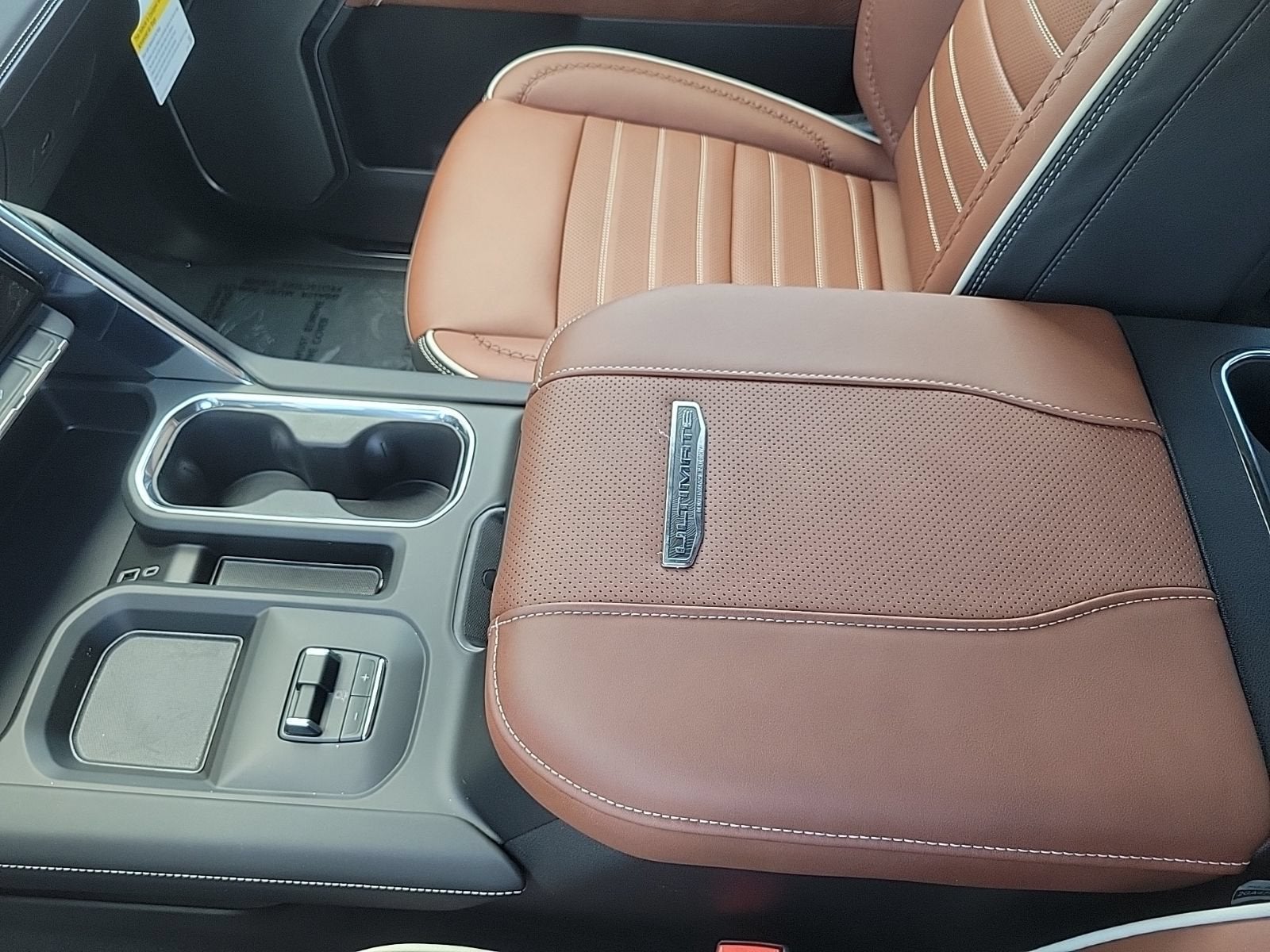 2026 GMC Sierra 2500HD Denali Ultimate - Photo 20