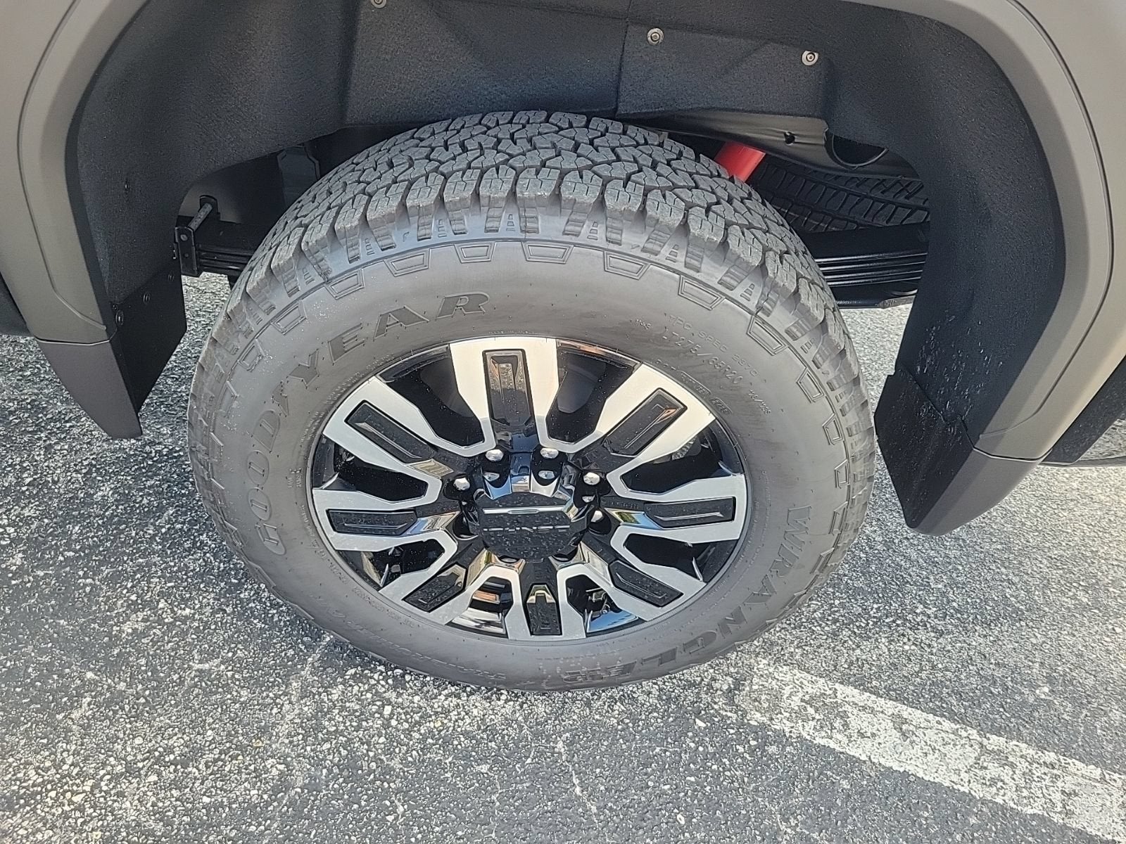 2026 GMC Sierra 2500HD Denali Ultimate - Photo 8