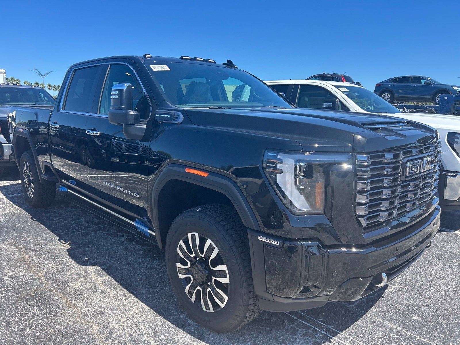 2026 GMC Sierra 2500HD Denali Ultimate - Photo 3