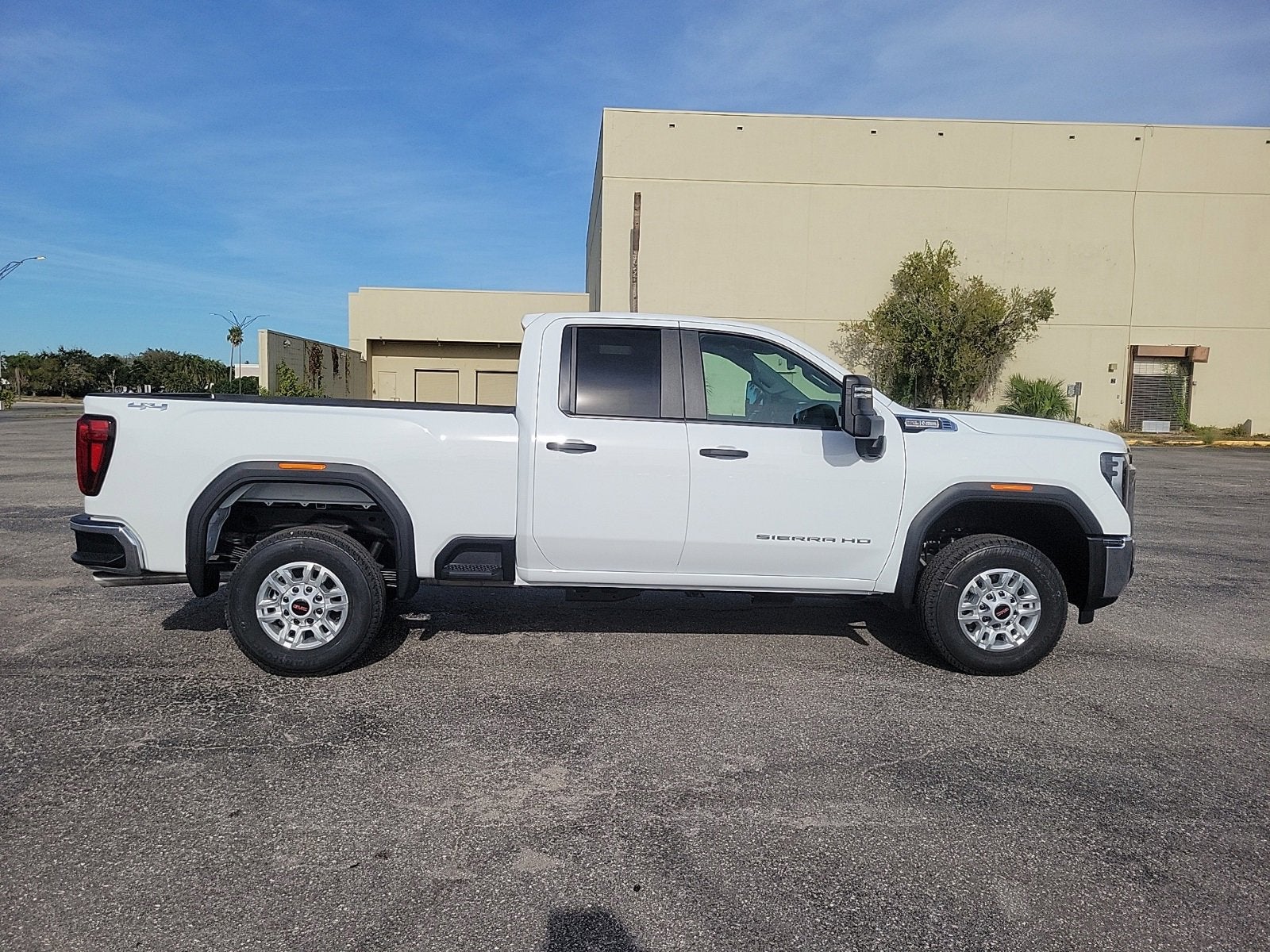 2026 GMC Sierra 2500 HD Pro