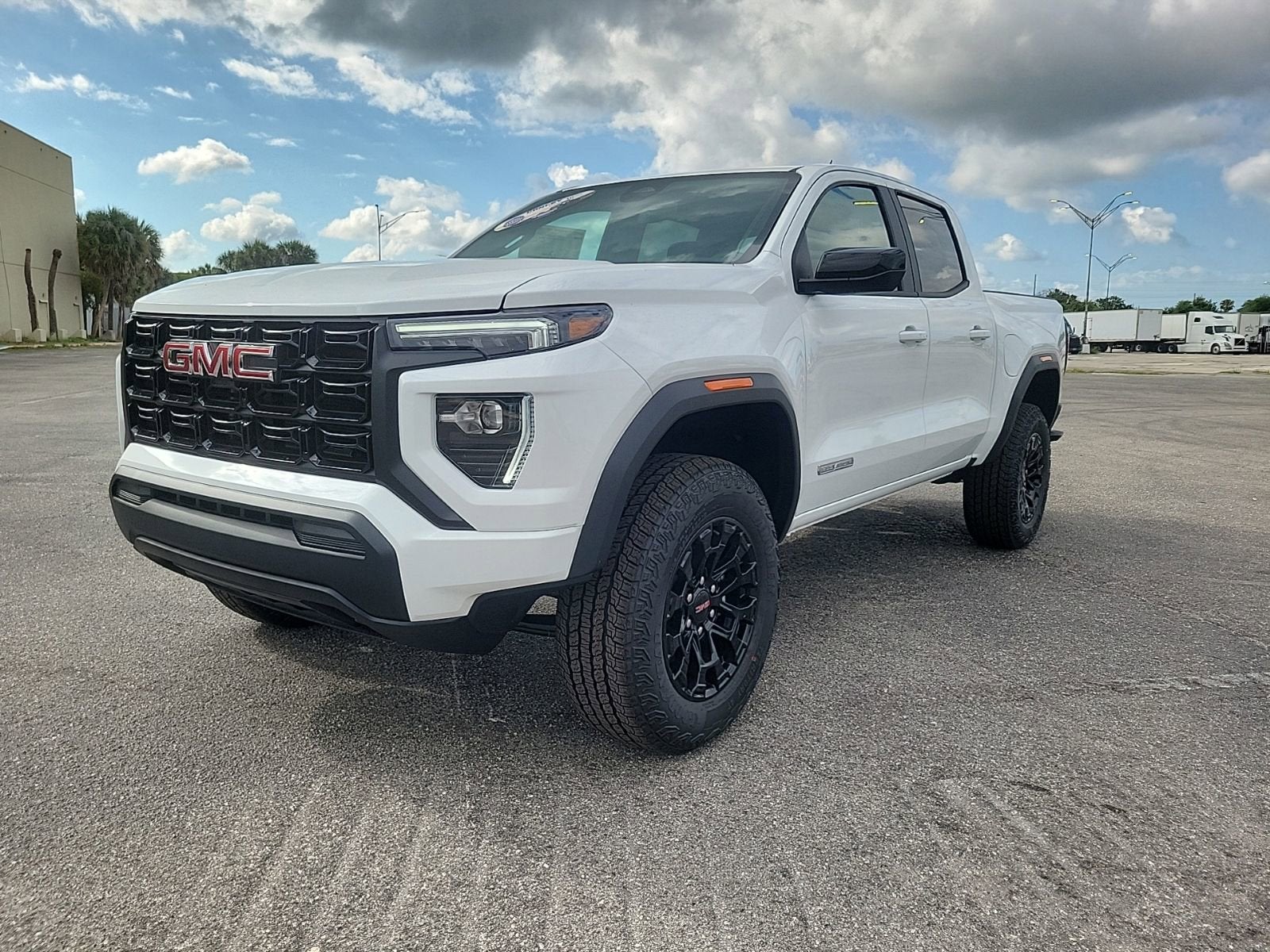2026 GMC Canyon Elevation