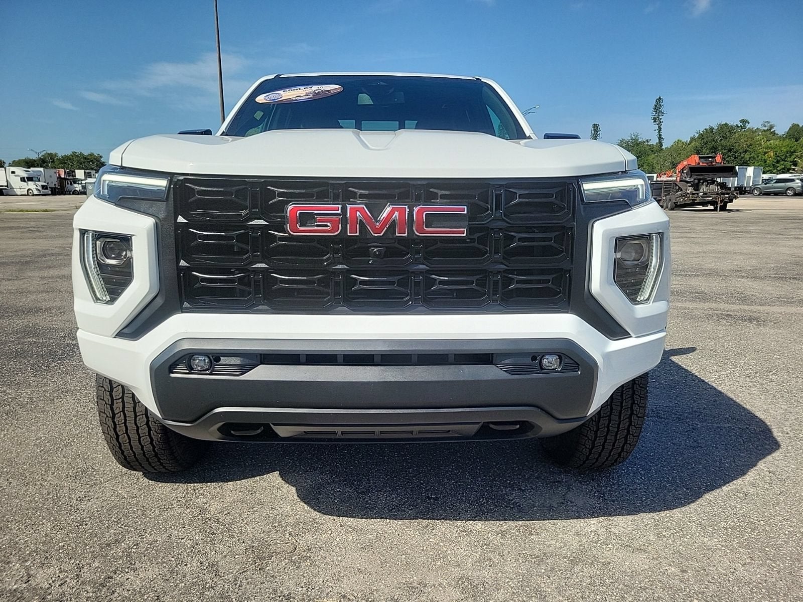 2026 GMC Canyon Elevation