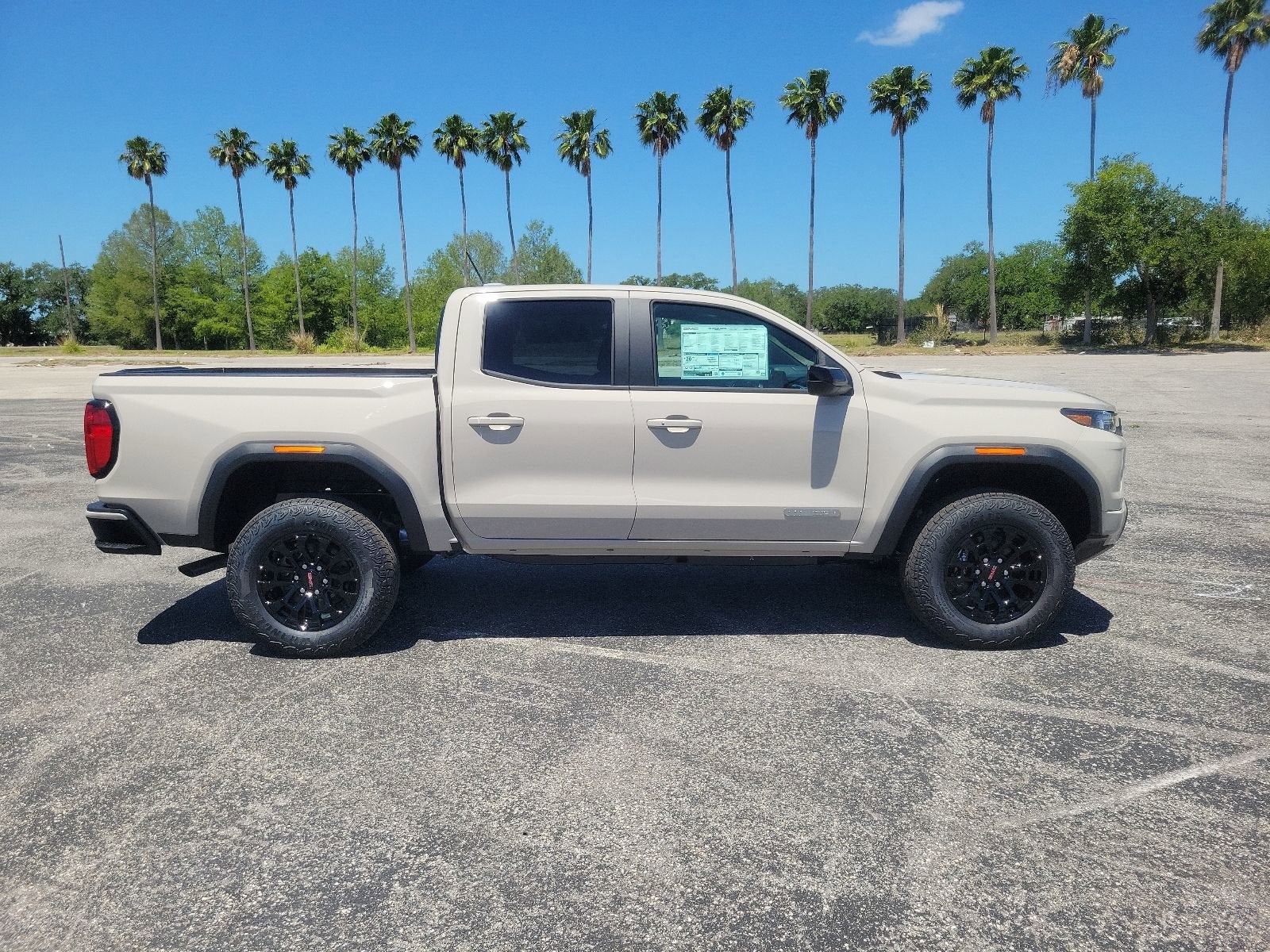 2026 GMC Canyon Elevation