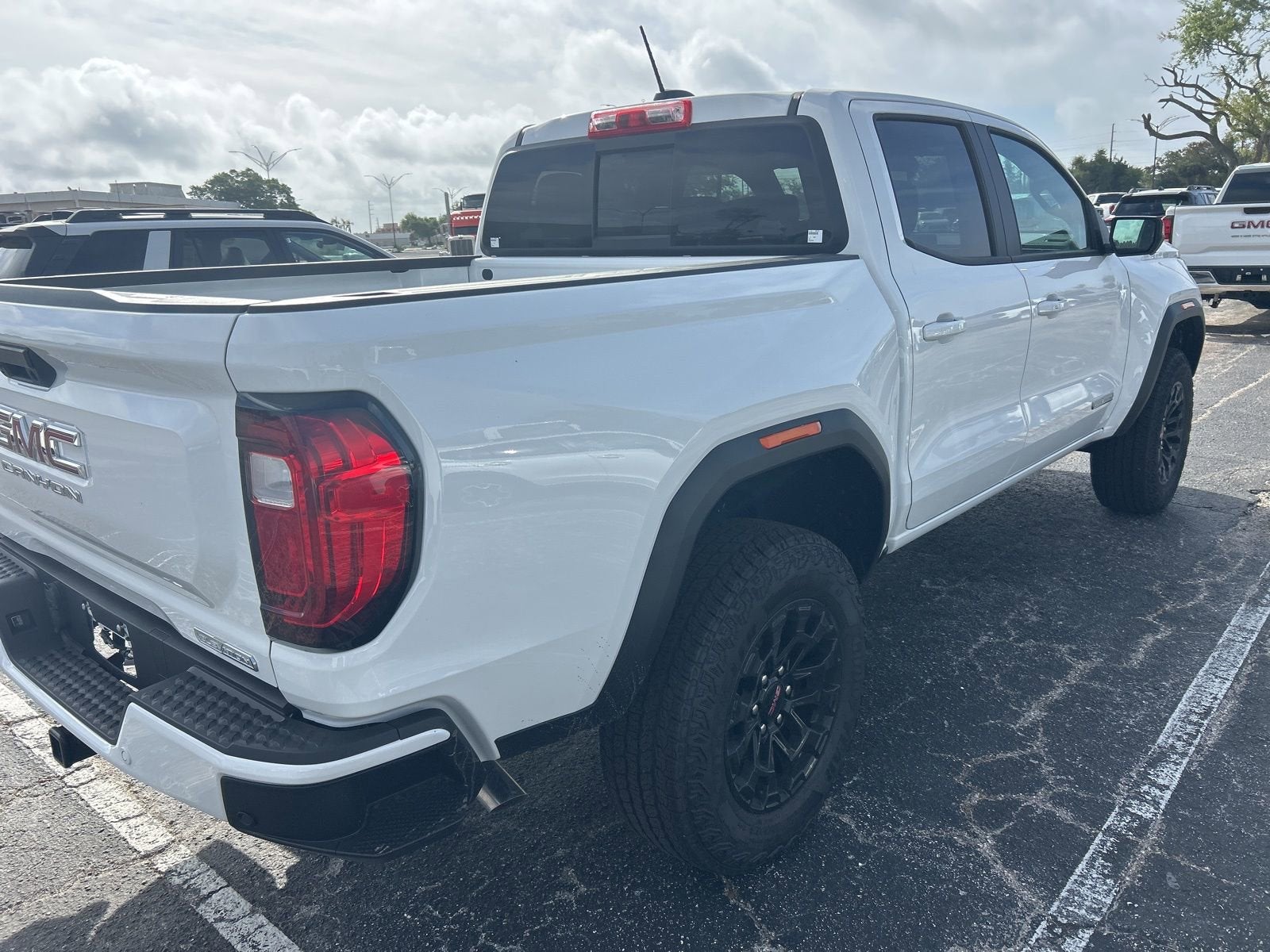 2026 GMC Canyon Elevation