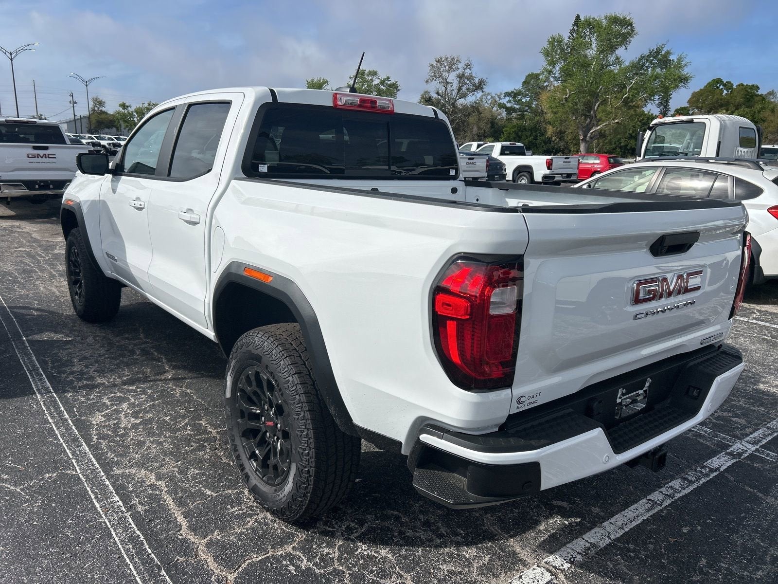 2026 GMC Canyon Elevation