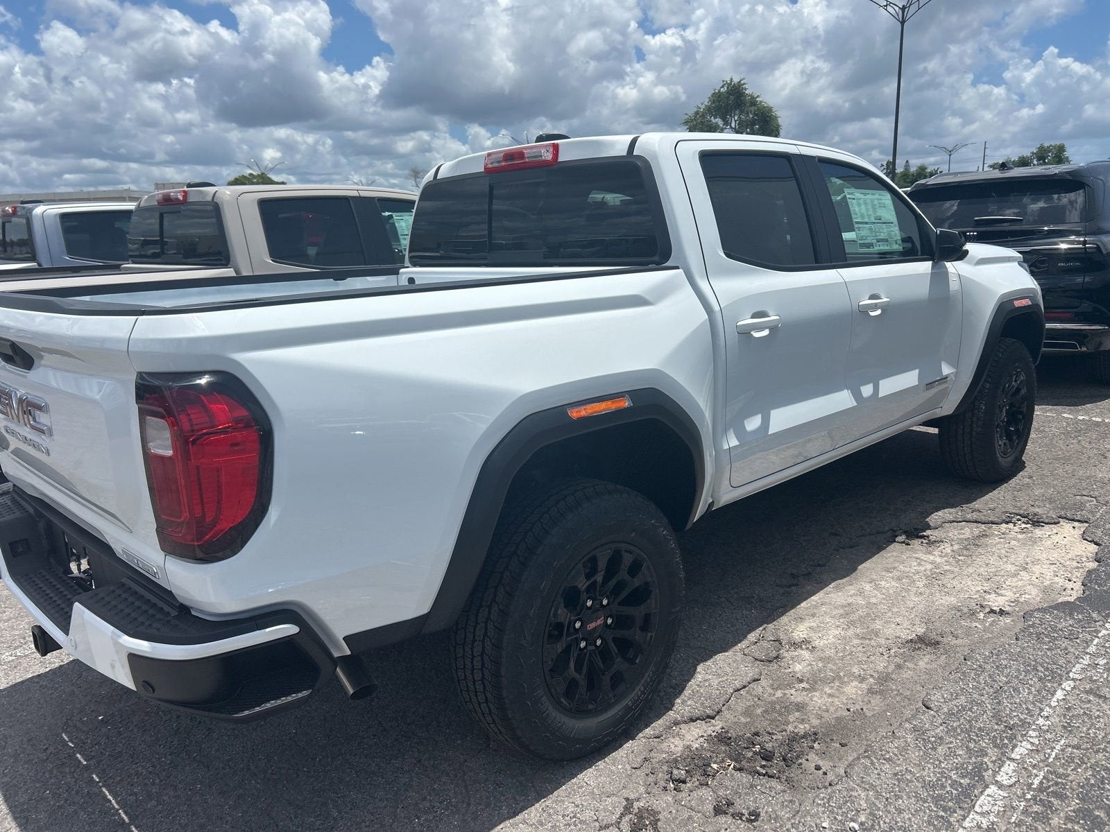 2026 GMC Canyon Elevation