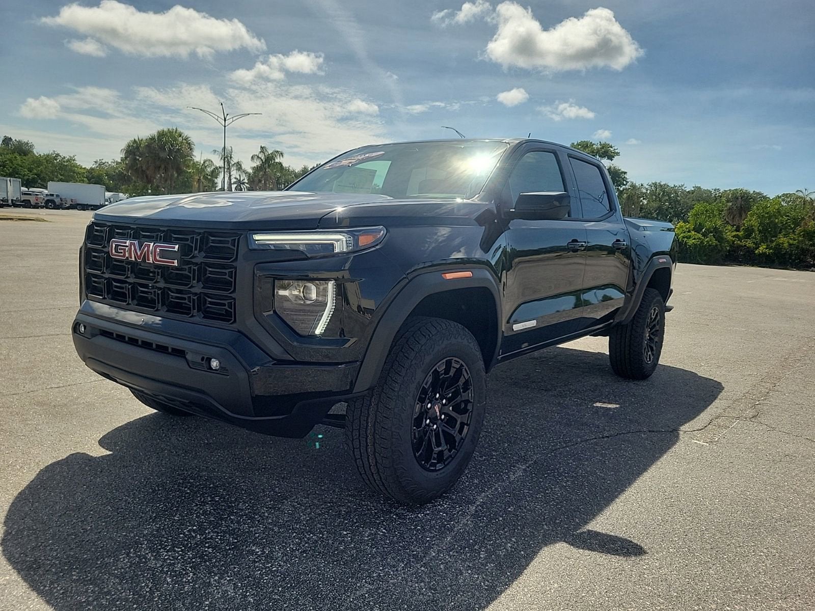 2026 GMC Canyon Elevation