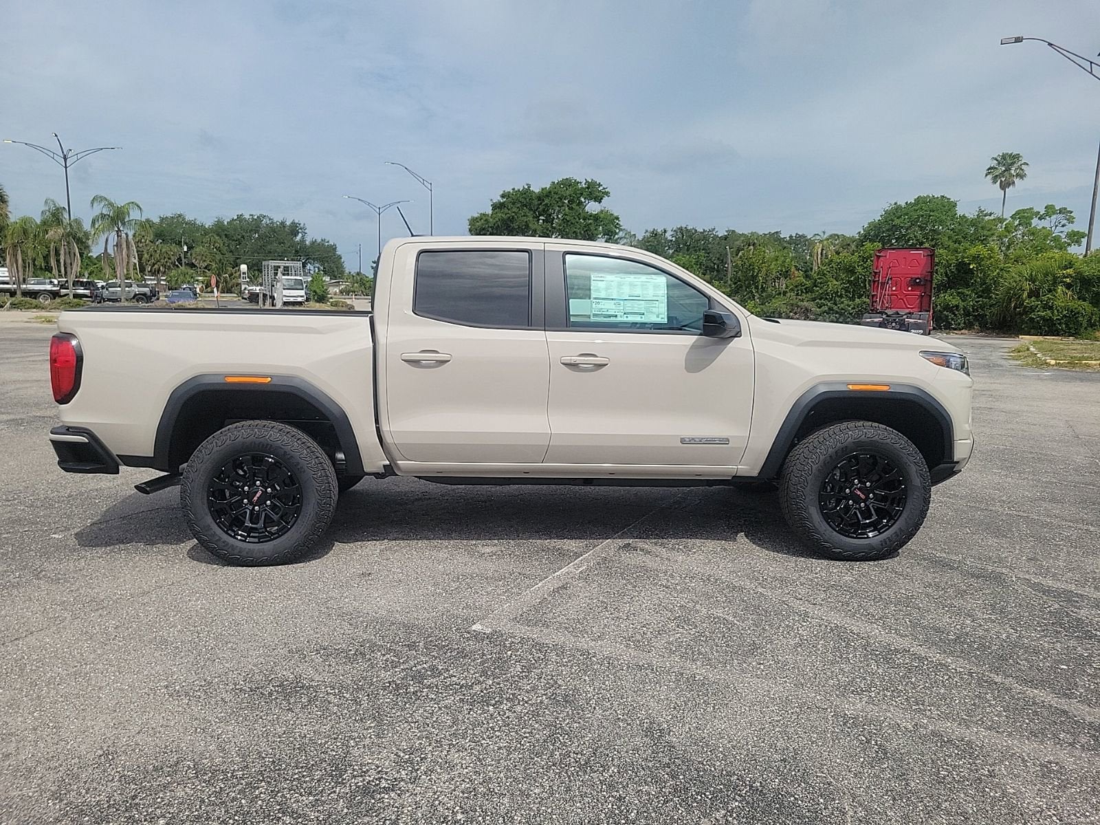 2026 GMC Canyon Elevation