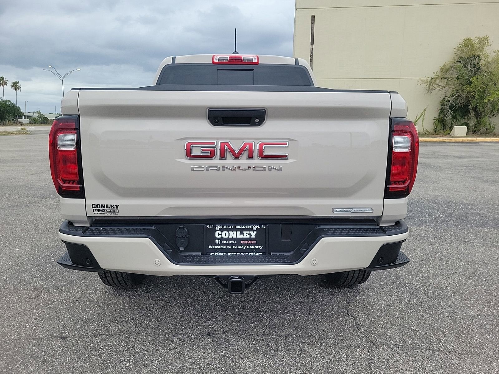 2026 GMC Canyon Elevation - Photo 6