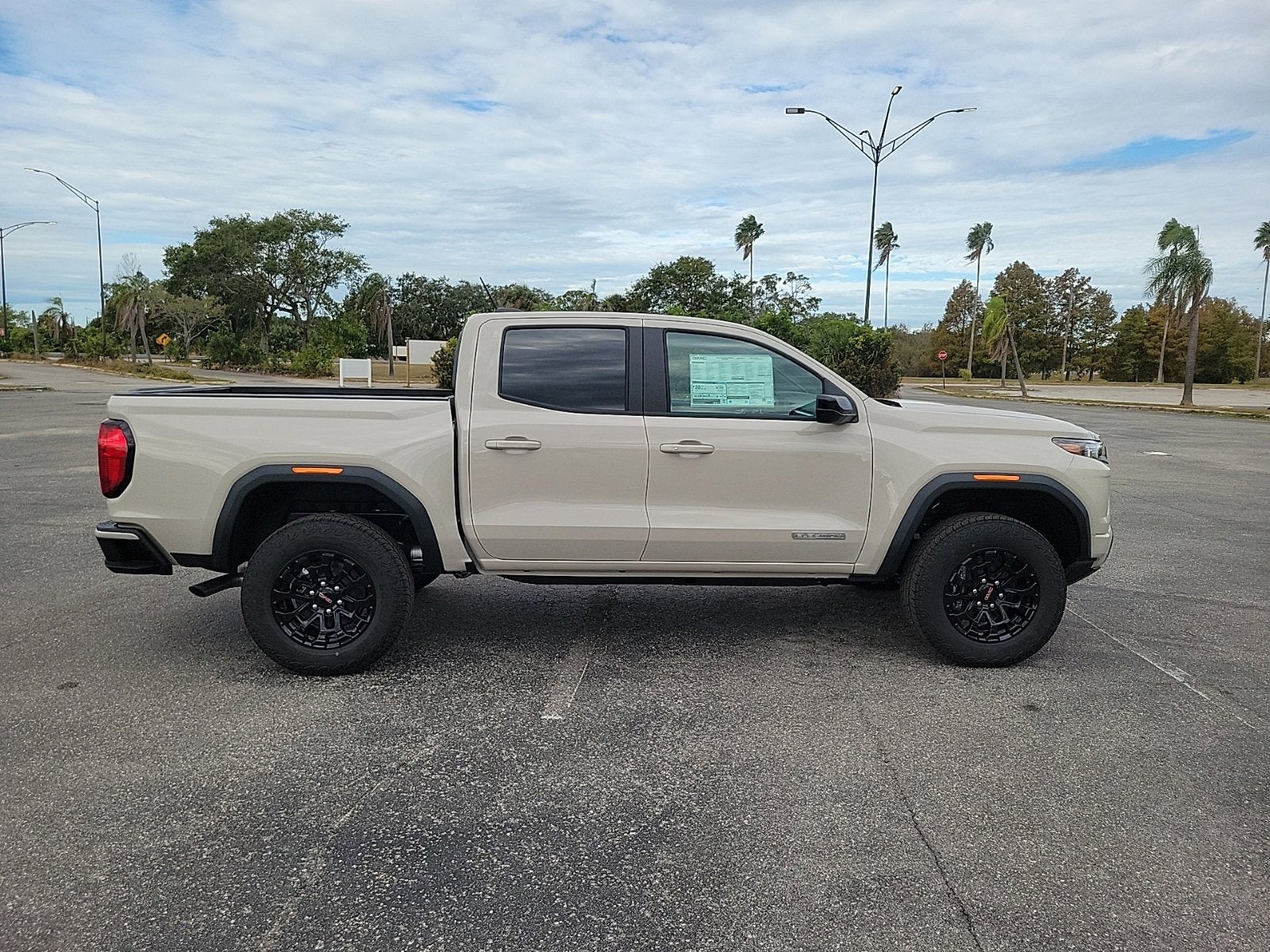 2026 GMC Canyon Elevation